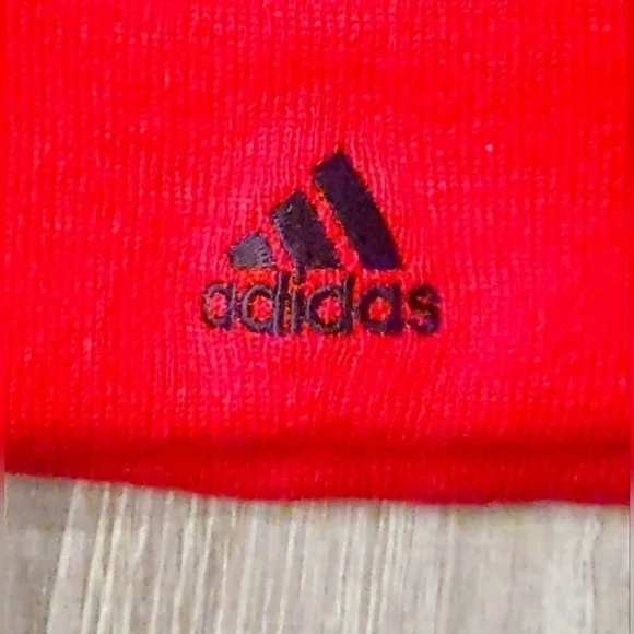 HOST Pick 🖤 Toronto Raptors Chinese New Year Adidas NBA Pom Knit Hat UNISEX - Picture 5 of 5